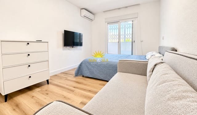 1 quarto Estúdio para venda em Avenida Habaneras - Curva de Palangre, Torrevieja com piscina - 95 000 € (Ref: 9999414)