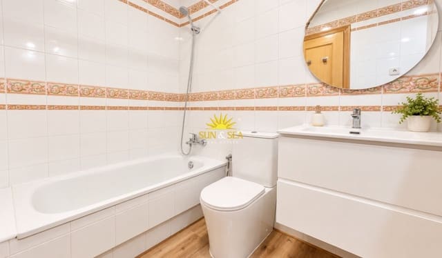 1 quarto Estúdio para venda em Avenida Habaneras - Curva de Palangre, Torrevieja com piscina - 95 000 € (Ref: 9999414)