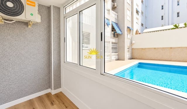 1 quarto Estúdio para venda em Avenida Habaneras - Curva de Palangre, Torrevieja com piscina - 95 000 € (Ref: 9999414)