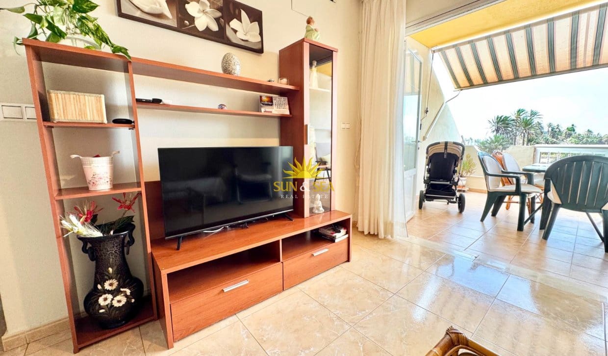 2 soverom Hus til salgs i Torrevieja - € 550 (Ref: 9999415)