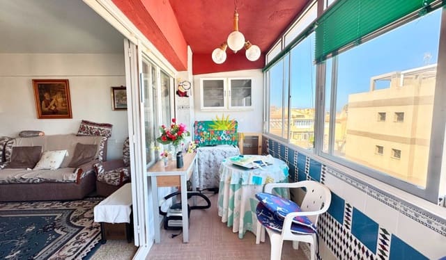 3 sovrum Lägenhet för semesterbostäder i Aguas Nuevas, Torrevieja - 750 € (Ref: 9999416)