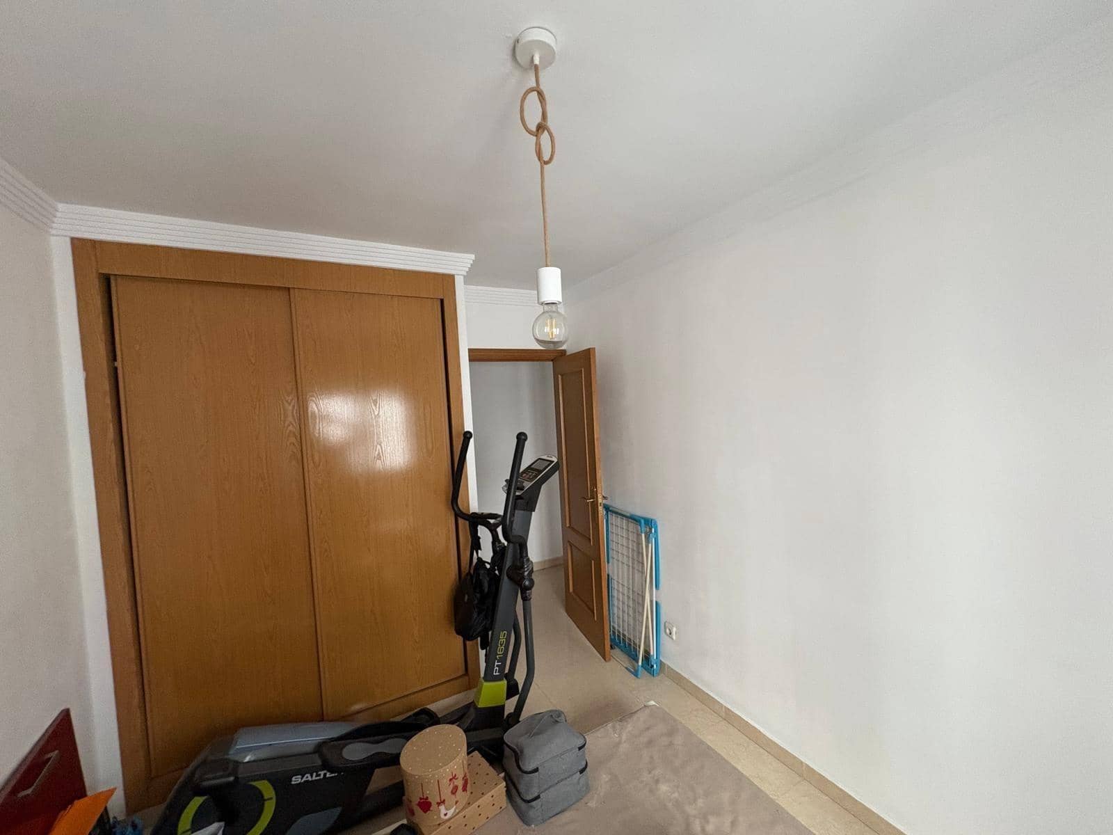 Piso de 3 habitaciones en Algeciras en venta con garaje - 300.000 € (Ref: 10005646)