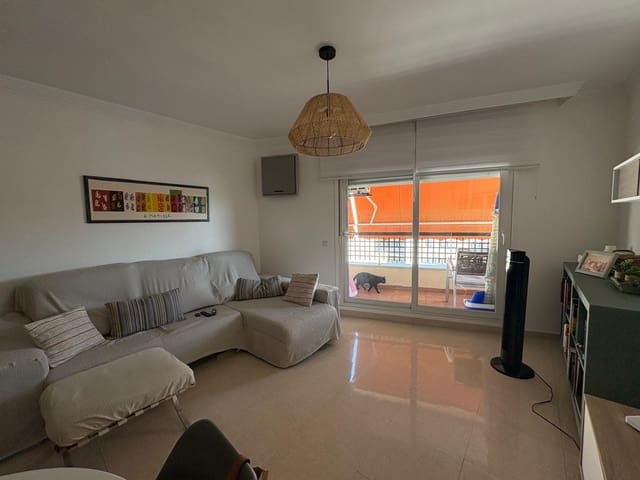 Piso de 3 habitaciones en Algeciras en venta con garaje - 300.000 € (Ref: 10005646)