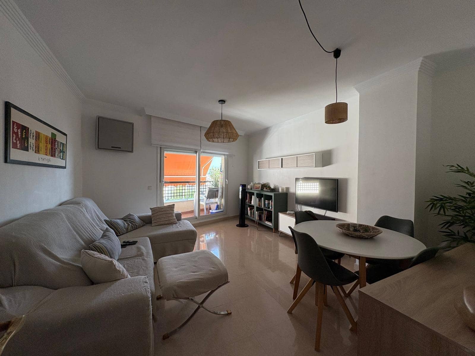 Piso de 3 habitaciones en Algeciras en venta con garaje - 300.000 € (Ref: 10005646)