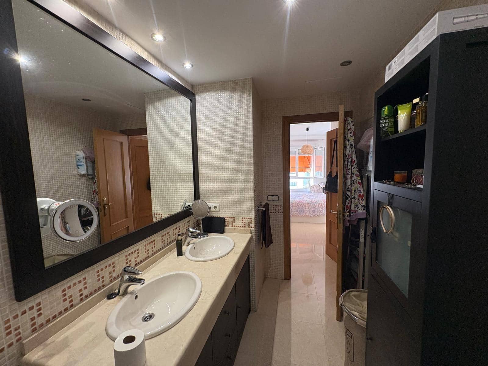 Piso de 3 habitaciones en Algeciras en venta con garaje - 300.000 € (Ref: 10005646)