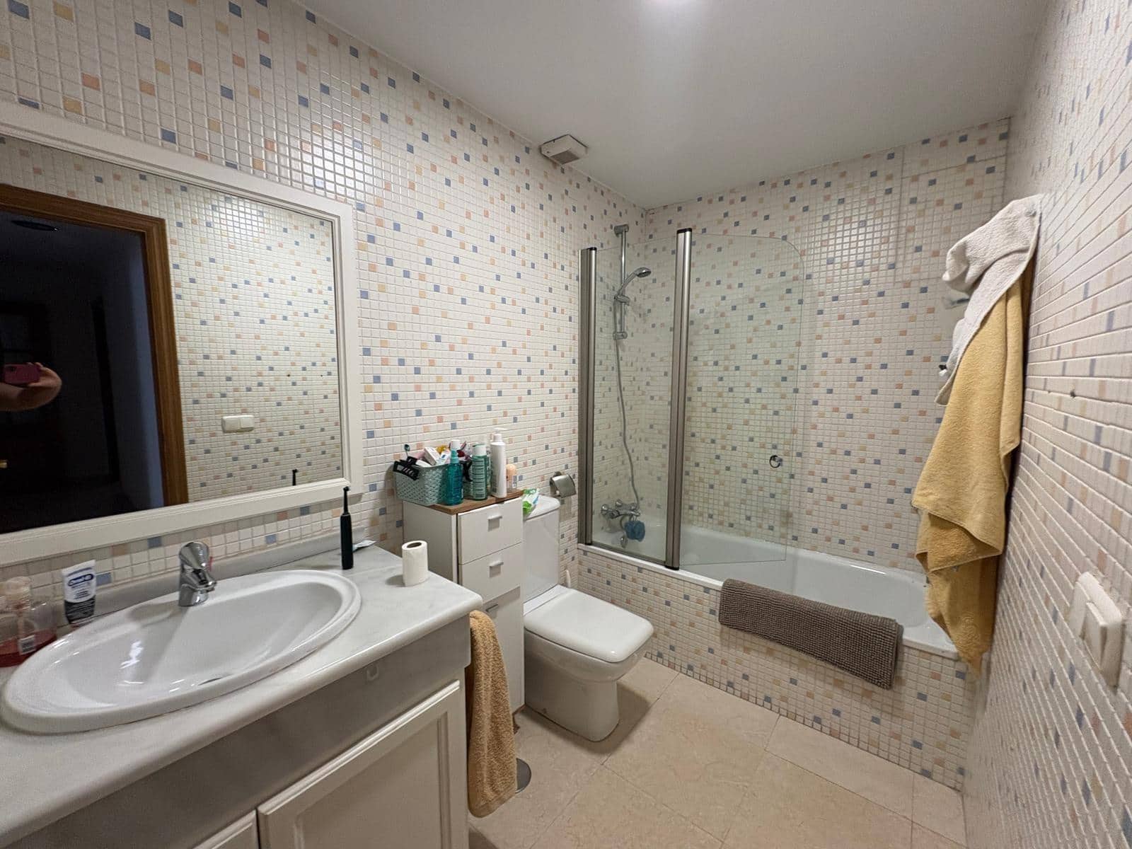 Piso de 3 habitaciones en Algeciras en venta con garaje - 300.000 € (Ref: 10005646)