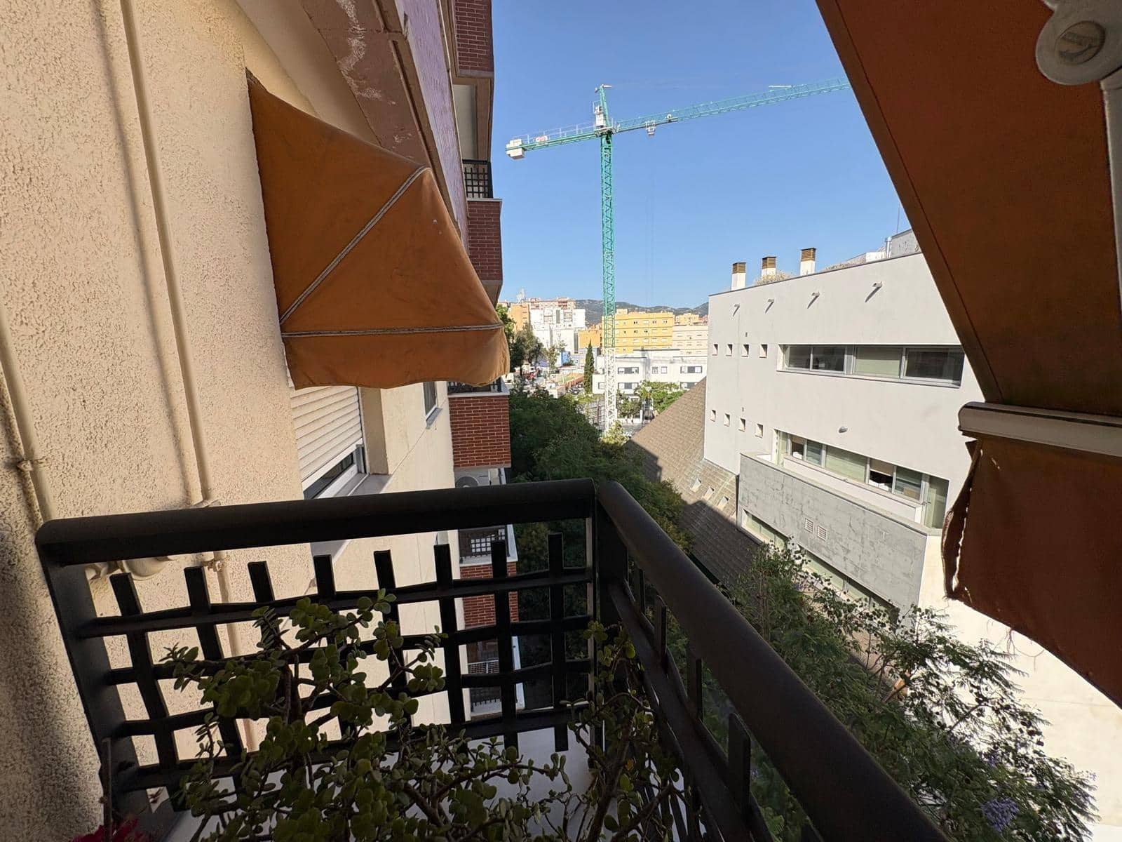 Piso de 3 habitaciones en Algeciras en venta con garaje - 300.000 € (Ref: 10005646)