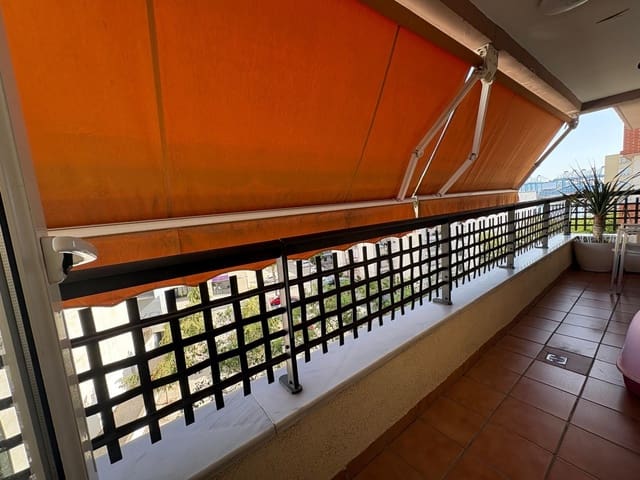 Piso de 3 habitaciones en Algeciras en venta con garaje - 300.000 € (Ref: 10005646)