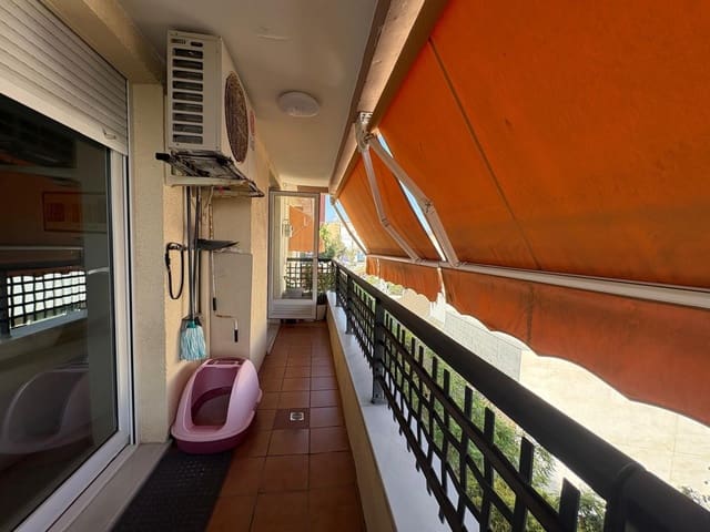 Piso de 3 habitaciones en Algeciras en venta con garaje - 300.000 € (Ref: 10005646)