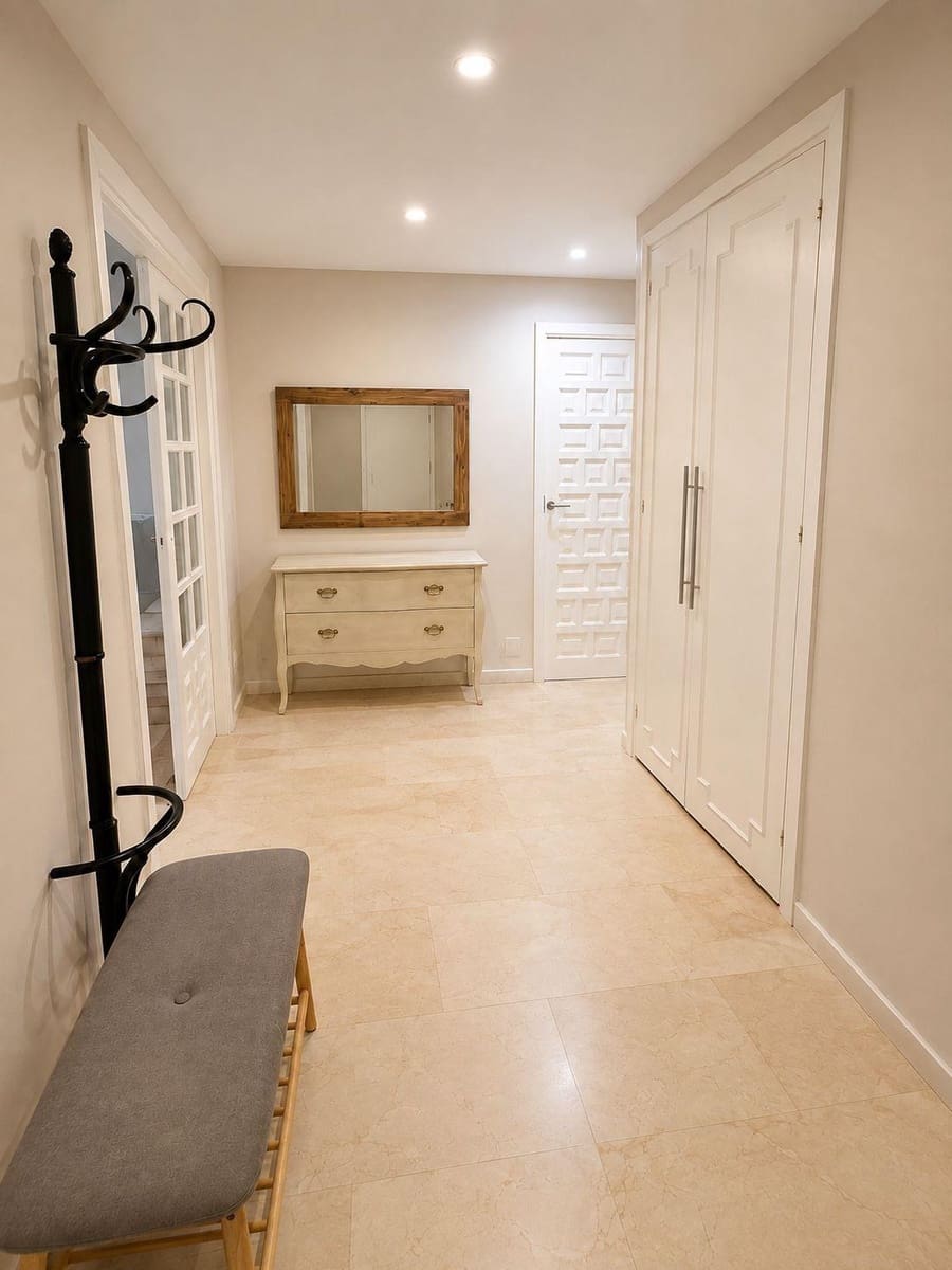 4 soverom Leilighet til salgs i Algeciras med garasje - € 333 000 (Ref: 10076459)