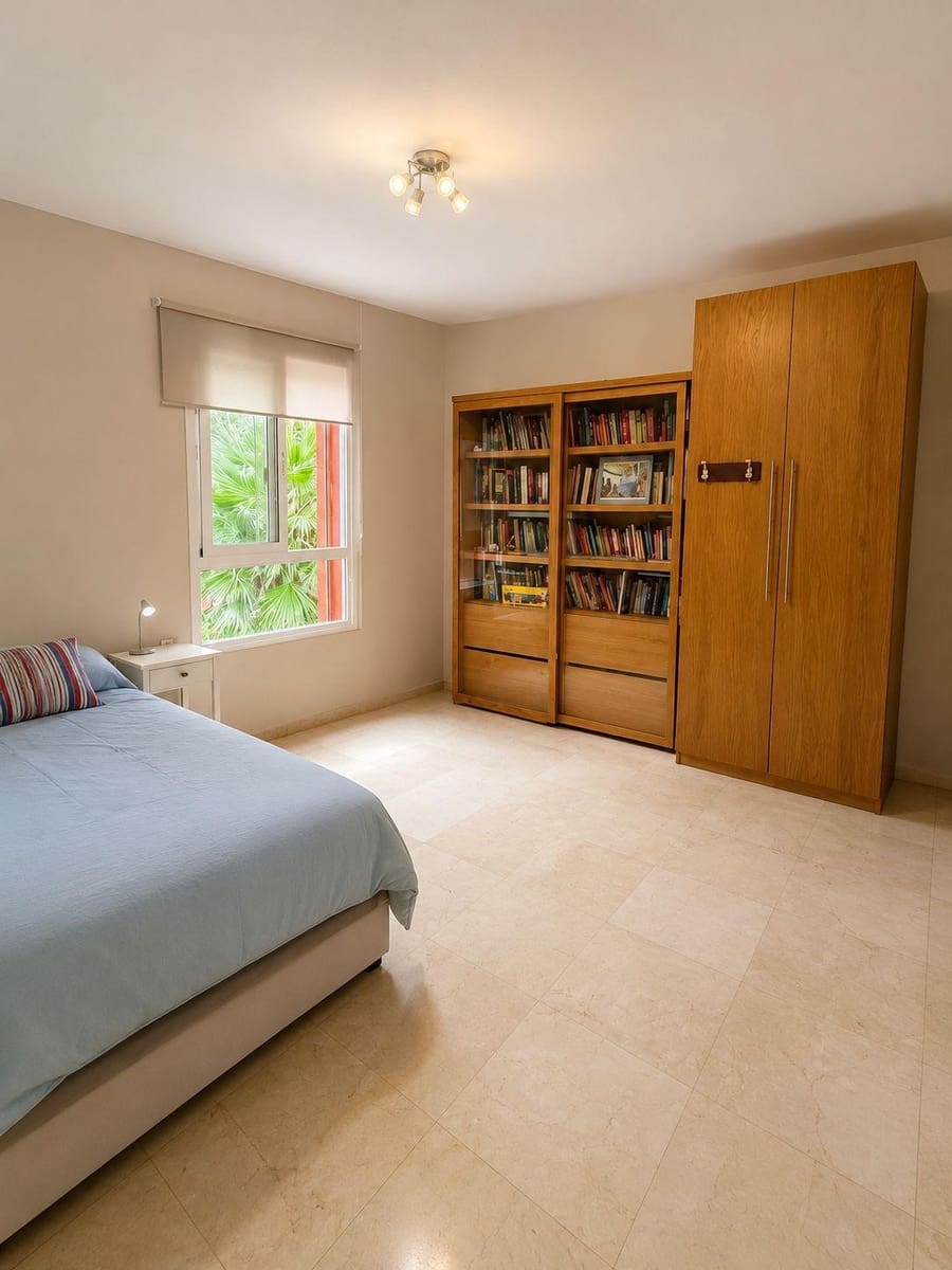 4 soverom Leilighet til salgs i Algeciras med garasje - € 333 000 (Ref: 10076459)