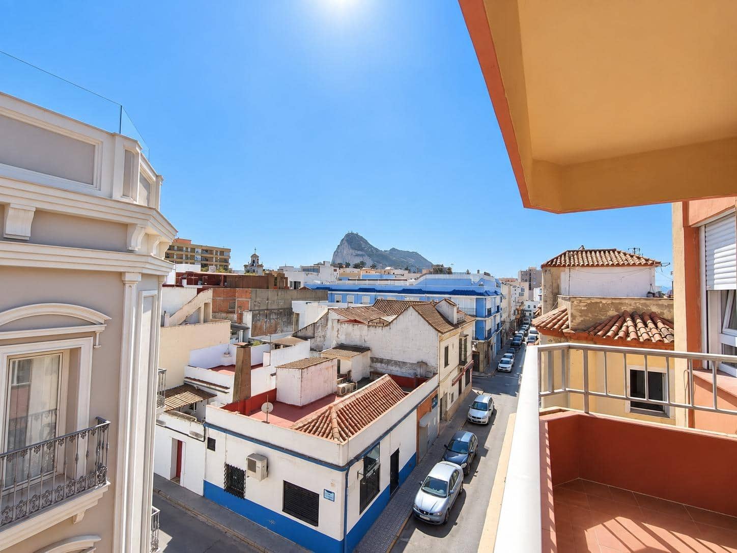 4 camera da letto Appartamento in vendita in La Linea de la Concepcion con garage - 325.000 € (Rif: 10119947)