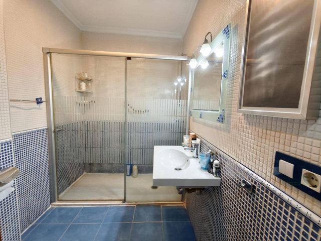 4 camera da letto Appartamento in vendita in La Línea de la Concepción con garage - 325.000 € (Rif: 10119947)