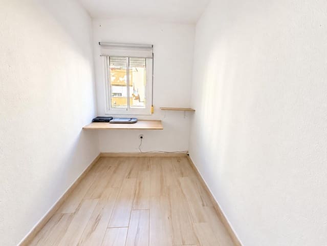 3 camera da letto Appartamento in vendita in La Línea de la Concepción - 157.000 € (Rif: 10129525)