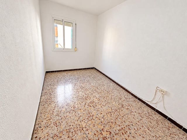 3 camera da letto Appartamento in vendita in La Línea de la Concepción - 157.000 € (Rif: 10129525)
