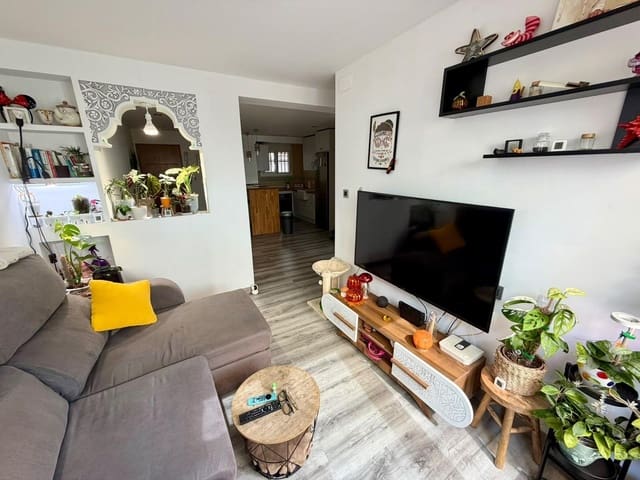 2 makuuhuone Asunto myytävänä paikassa La Línea de la Concepción - 160 000 € (Ref: 10155309)
