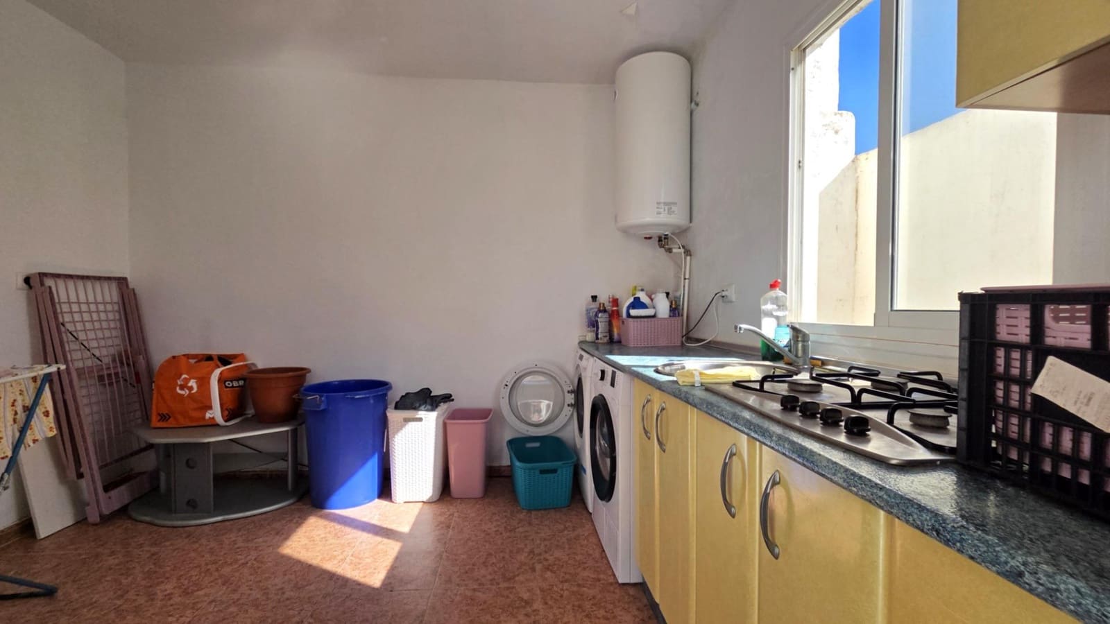 3 bedroom Terraced Villa for sale in La Linea de la Concepcion - € 230,000 (Ref: 10165070)