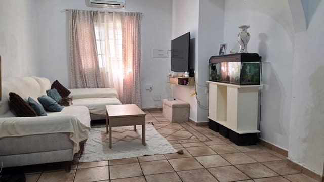 3 soverom Rekkehus til salgs i La Línea de la Concepción - € 230 000 (Ref: 10165070)