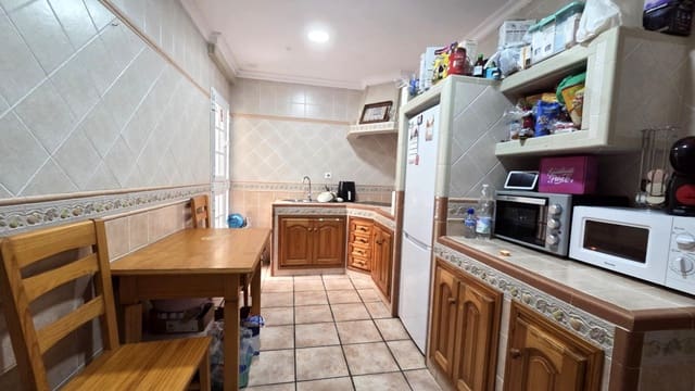 3 soverom Rekkehus til salgs i La Línea de la Concepción - € 230 000 (Ref: 10165070)
