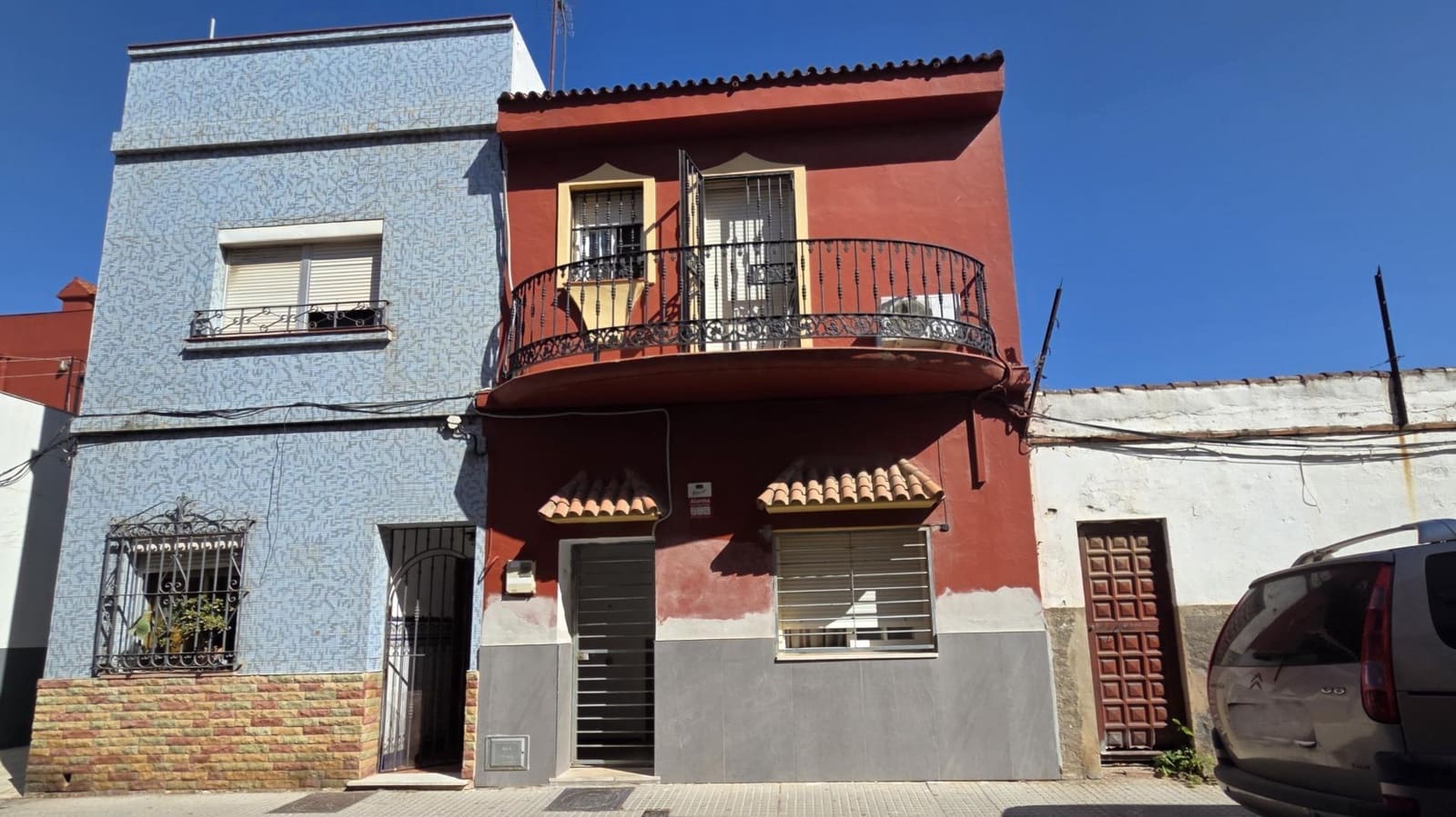 3 bedroom Terraced Villa for sale in La Linea de la Concepcion - € 230,000 (Ref: 10165070)