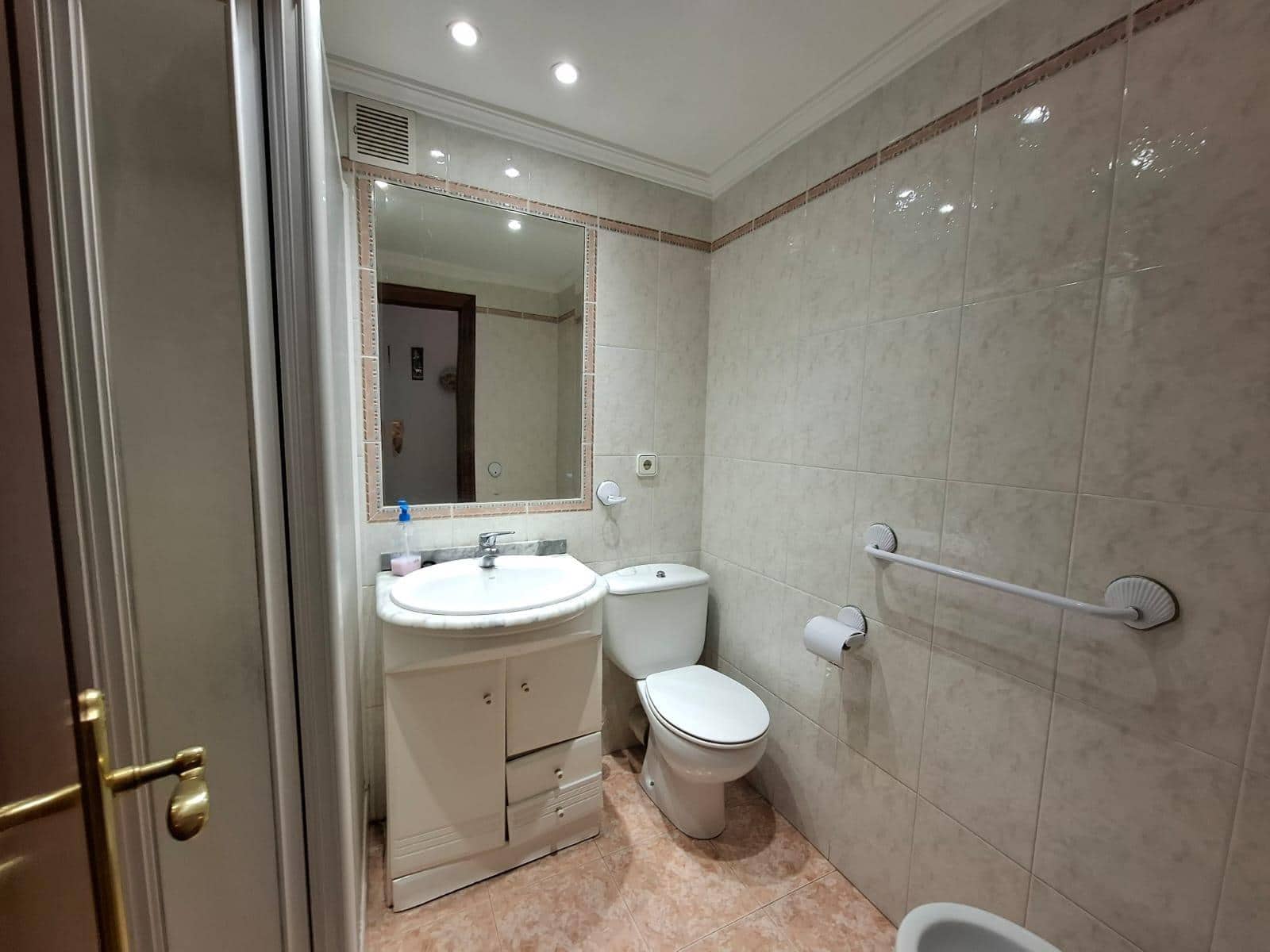 3 slaapkamer Flat te koop in Algeciras - € 144.000 (Ref: 10171727)