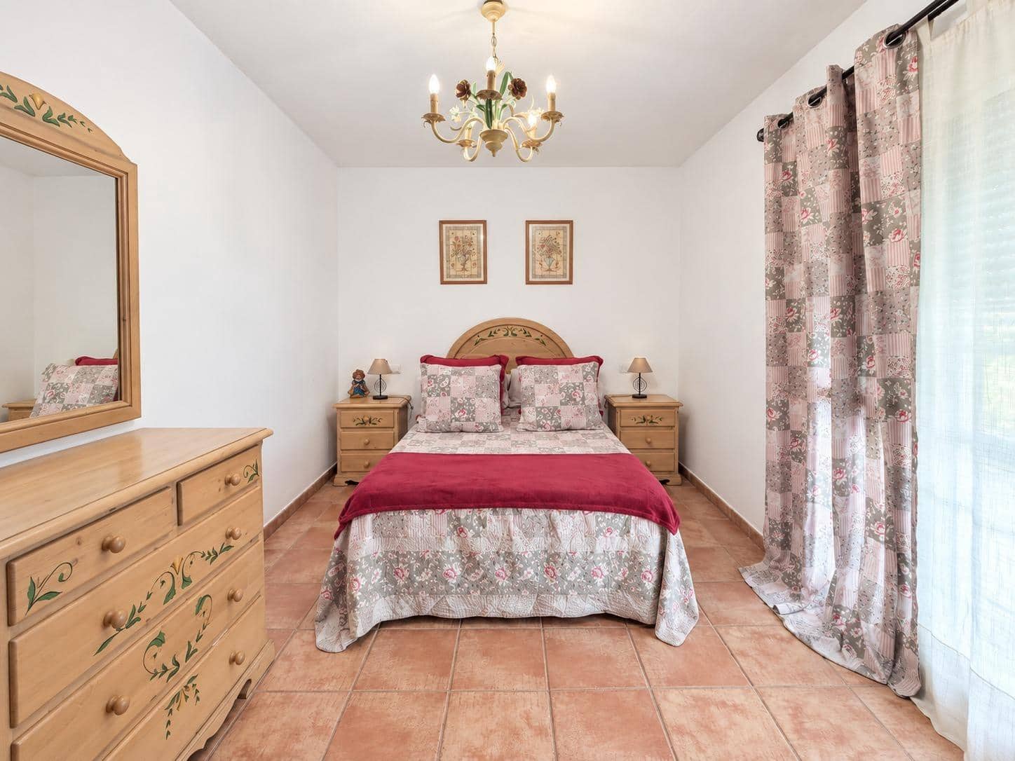 3 soverom Rekkehus til salgs i San Roque med garasje - € 269 000 (Ref: 10171729)