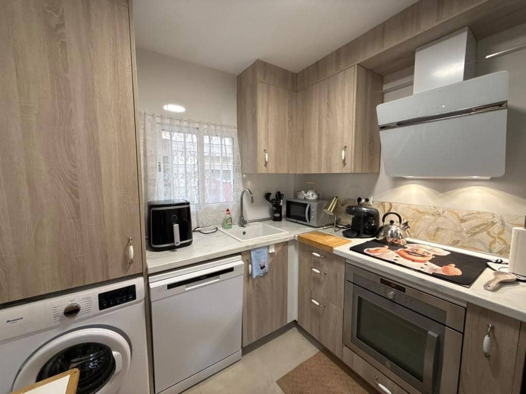 3 makuuhuone Asunto myytävänä paikassa La Linea de la Concepcion - 162 500 € (Ref: 10187127)