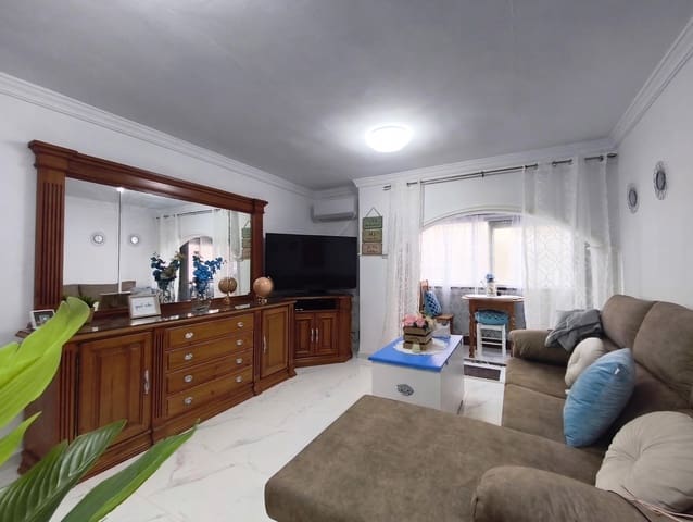 3 chambre Appartement à vendre à La Línea de la Concepción - 162 500 € (Ref: 10187127)