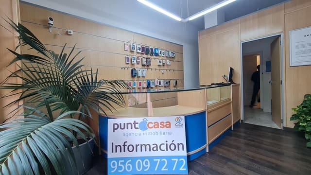 Erhverv til salg i La Línea de la Concepción - € 195.000 (Ref: 7980589)