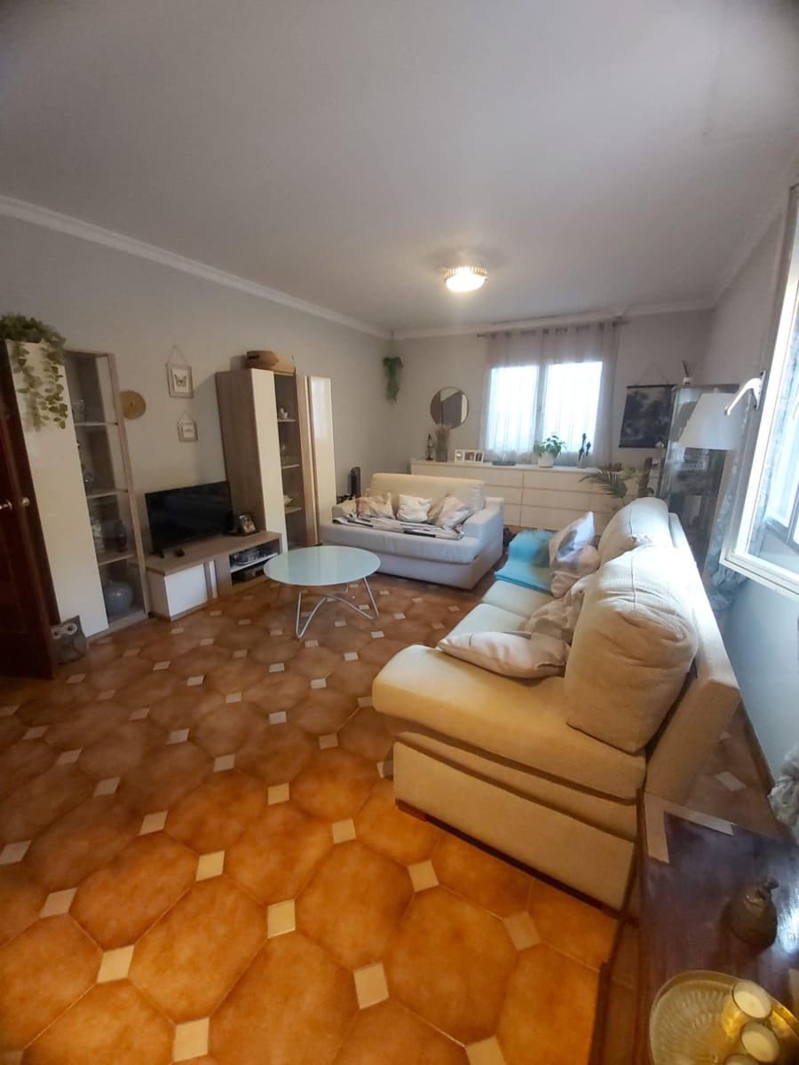 7 soveværelse Villa til salg i Algeciras - € 617.000 (Ref: 8915439)
