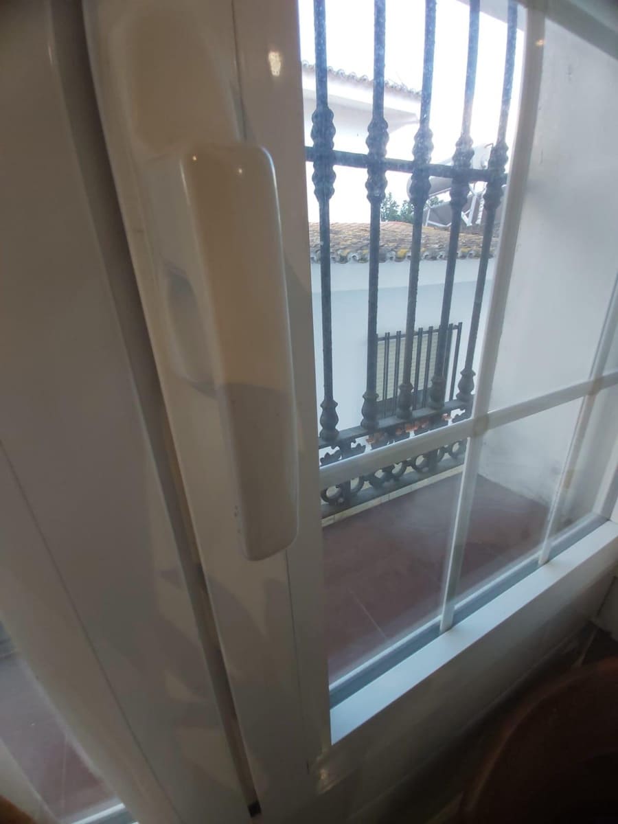 7 soveværelse Villa til salg i Algeciras - € 617.000 (Ref: 8915439)