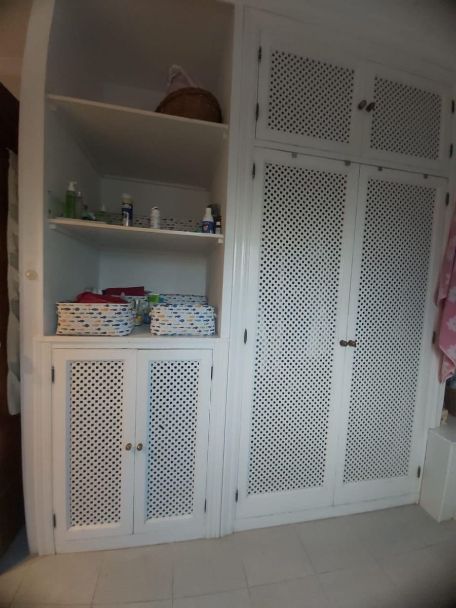 7 soveværelse Villa til salg i Algeciras - € 617.000 (Ref: 8915439)