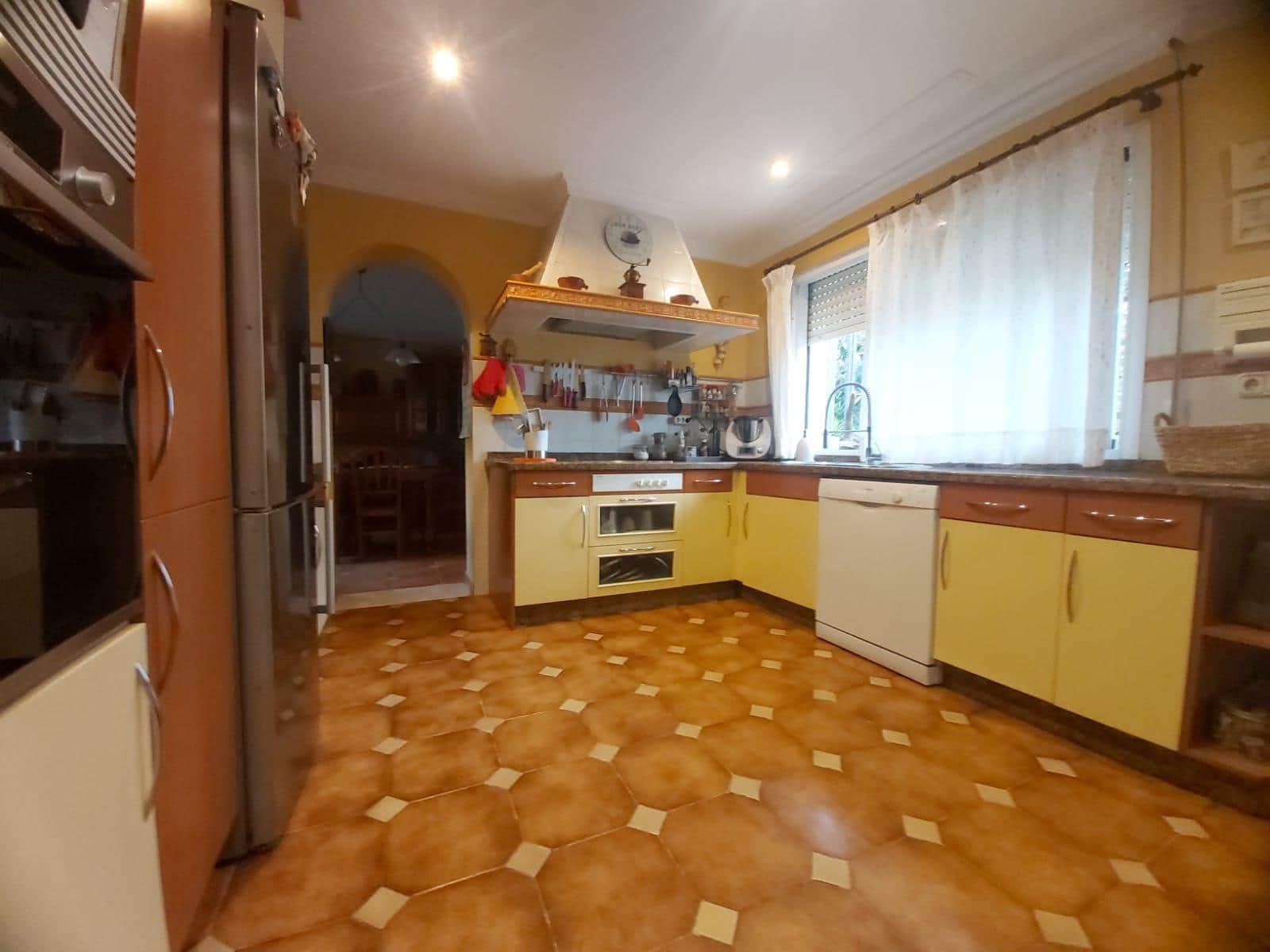 7 soveværelse Villa til salg i Algeciras - € 617.000 (Ref: 8915439)