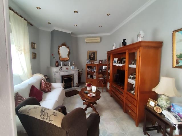 3 camera da letto Casa in vendita in La Línea de la Concepción con garage - 230.000 € (Rif: 9042192)