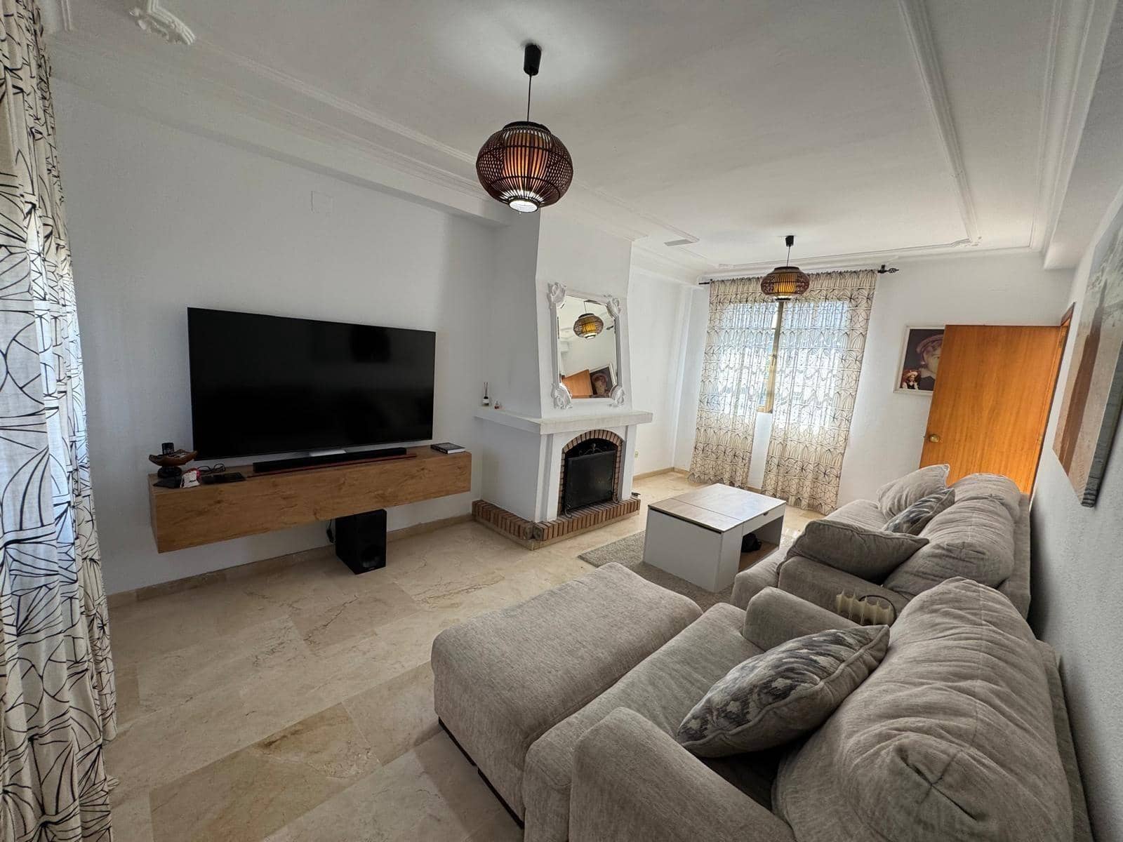 4 soveværelse Villa til salg i Sanlucar de Barrameda med garage - € 389.000 (Ref: 9048728)