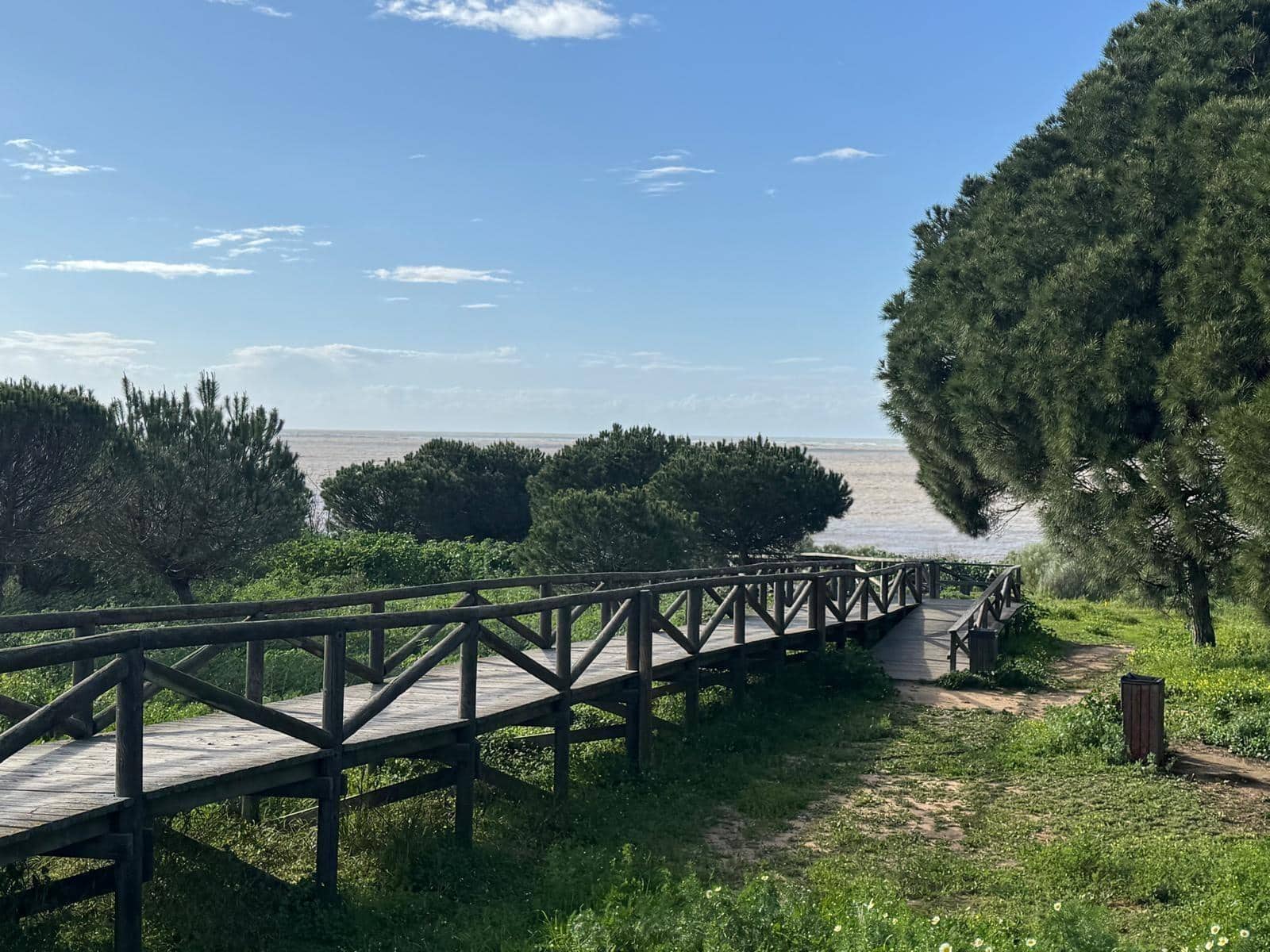 4 soveværelse Villa til salg i Sanlucar de Barrameda med garage - € 389.000 (Ref: 9048728)