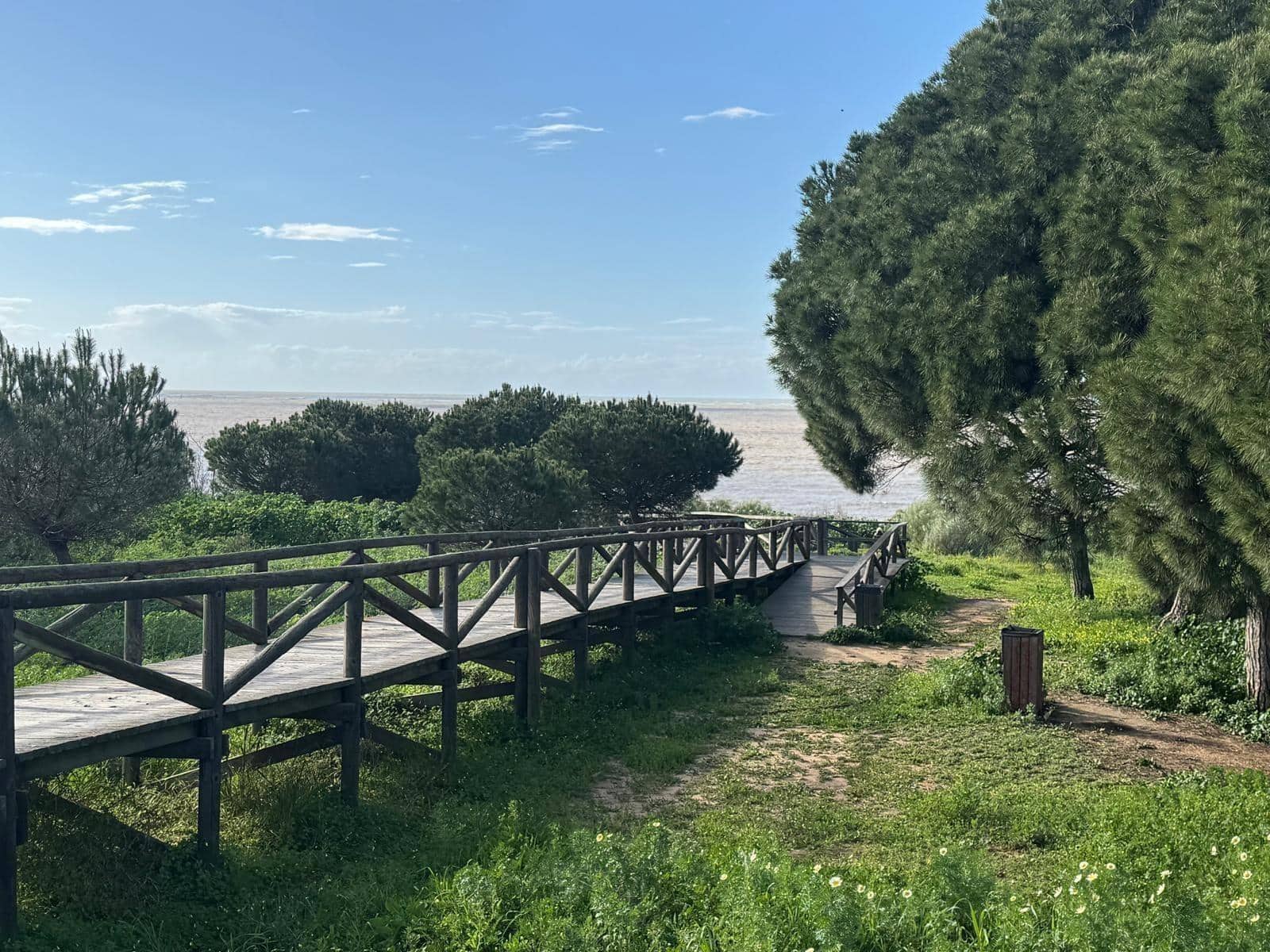 4 soveværelse Villa til salg i Sanlucar de Barrameda med garage - € 389.000 (Ref: 9048728)