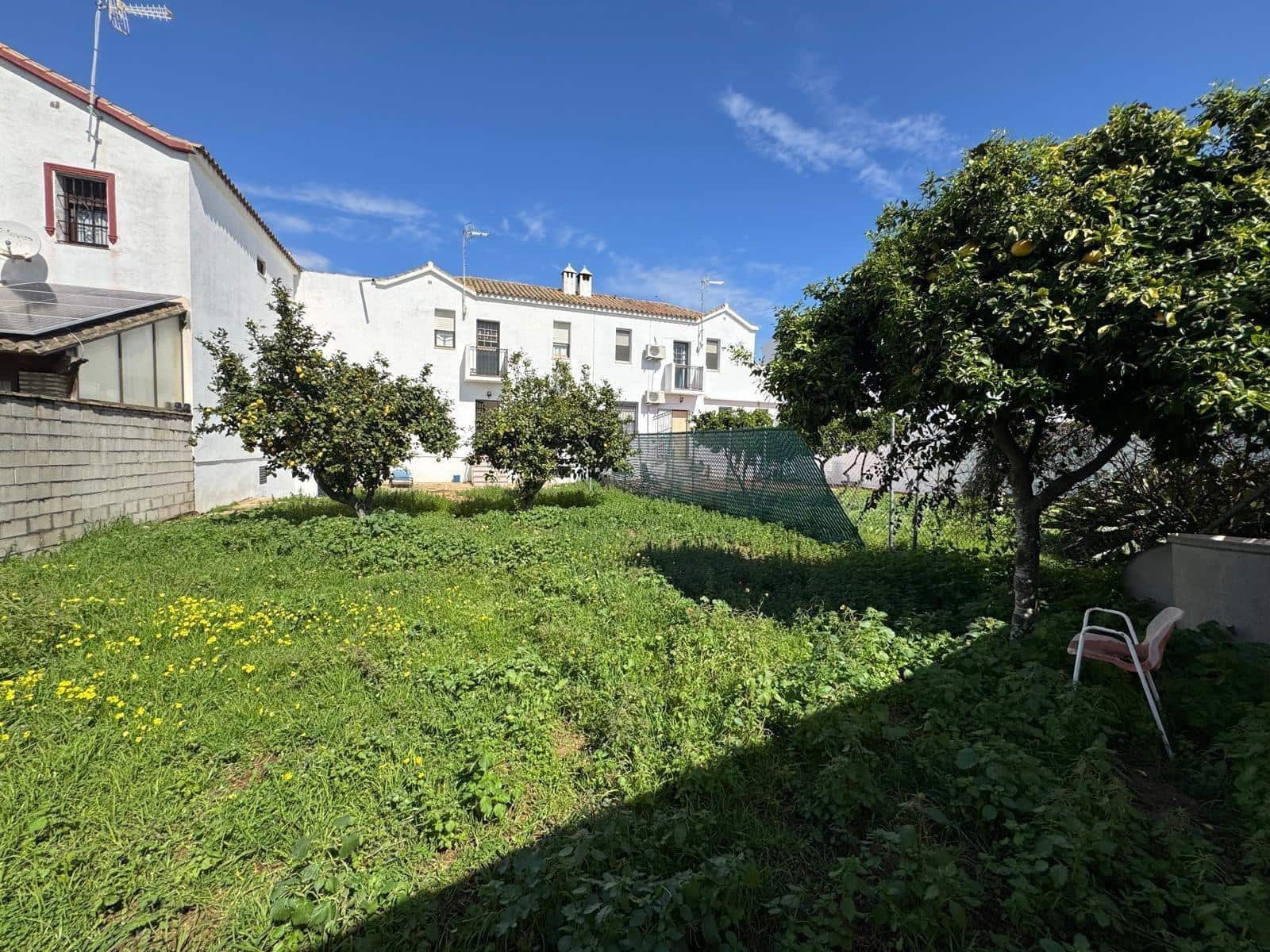 4 soveværelse Villa til salg i Sanlucar de Barrameda med garage - € 389.000 (Ref: 9048728)