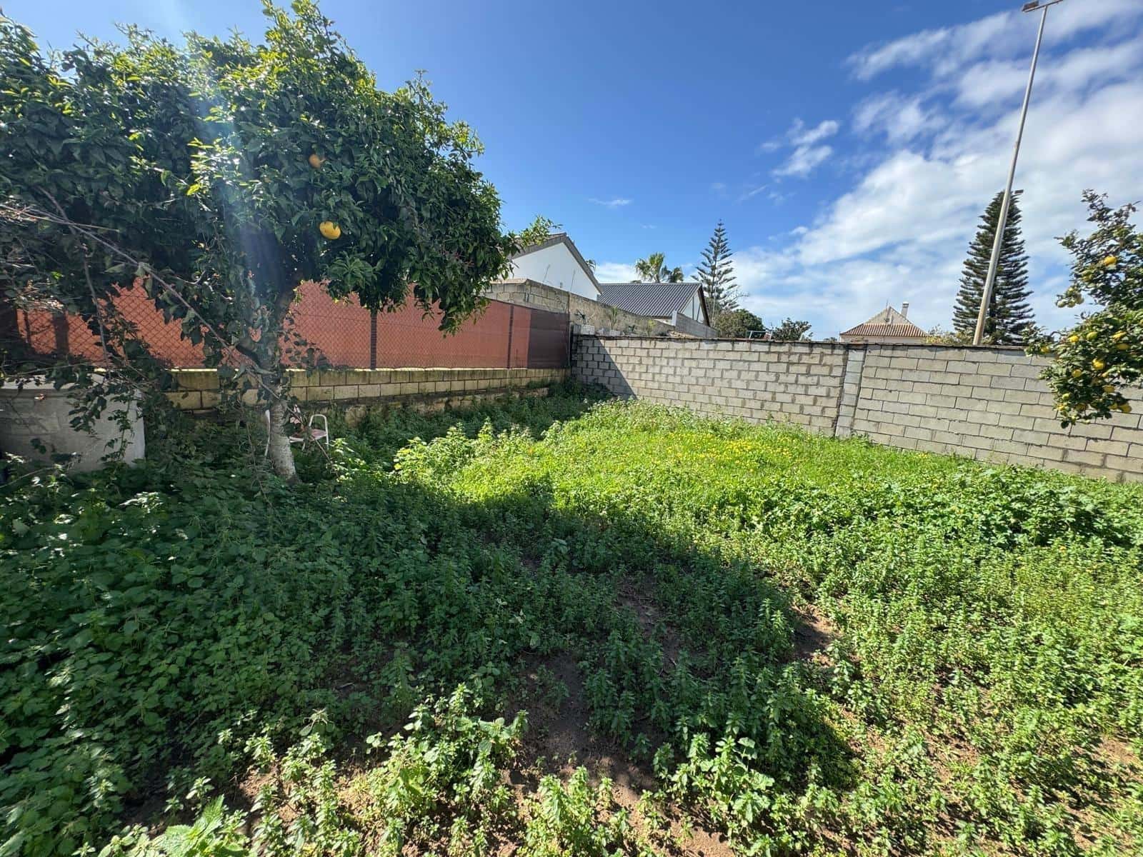 4 soveværelse Villa til salg i Sanlucar de Barrameda med garage - € 389.000 (Ref: 9048728)