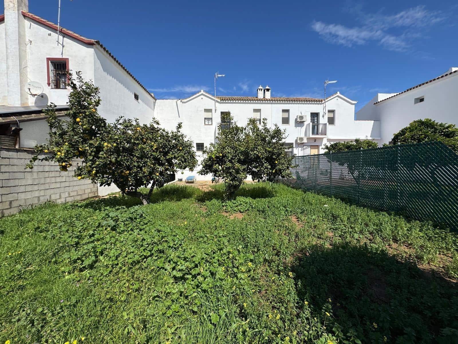 4 soveværelse Villa til salg i Sanlucar de Barrameda med garage - € 389.000 (Ref: 9048728)