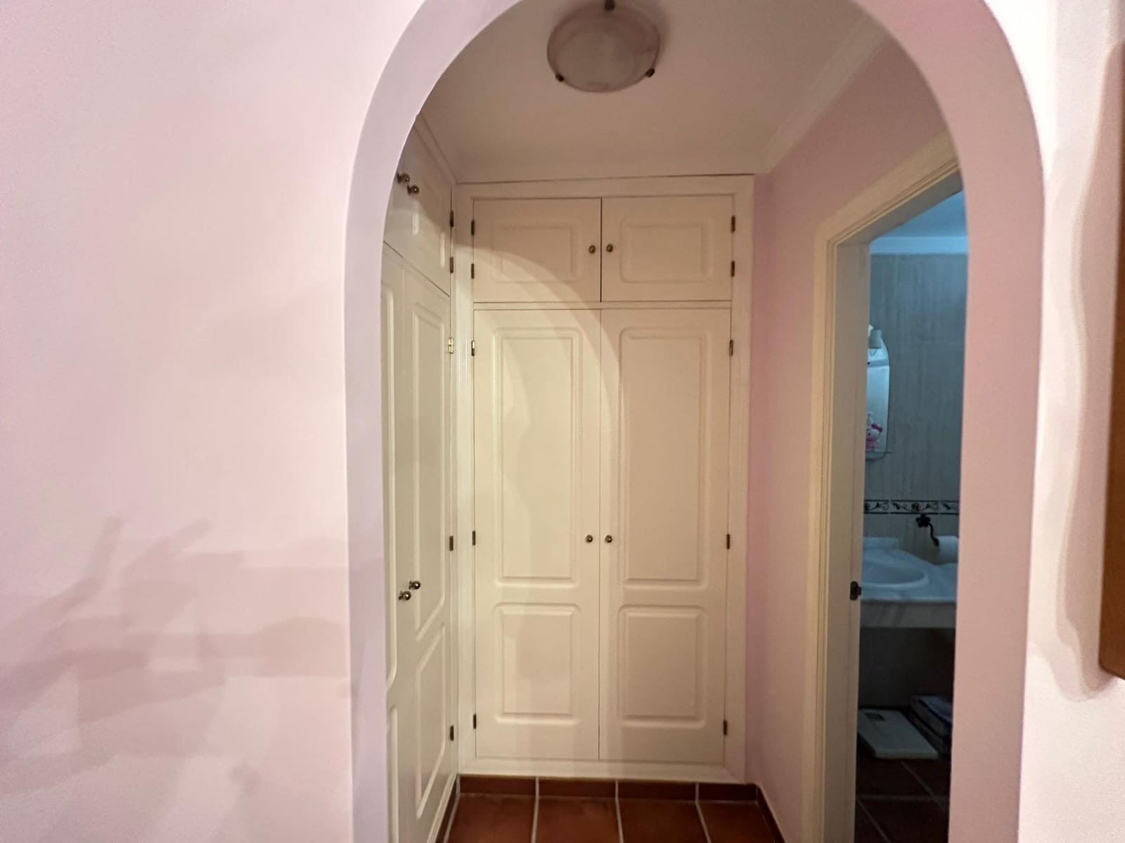 5 soveværelse Semi-Rækkehus til salg i Los Barrios - € 388.000 (Ref: 9106497)