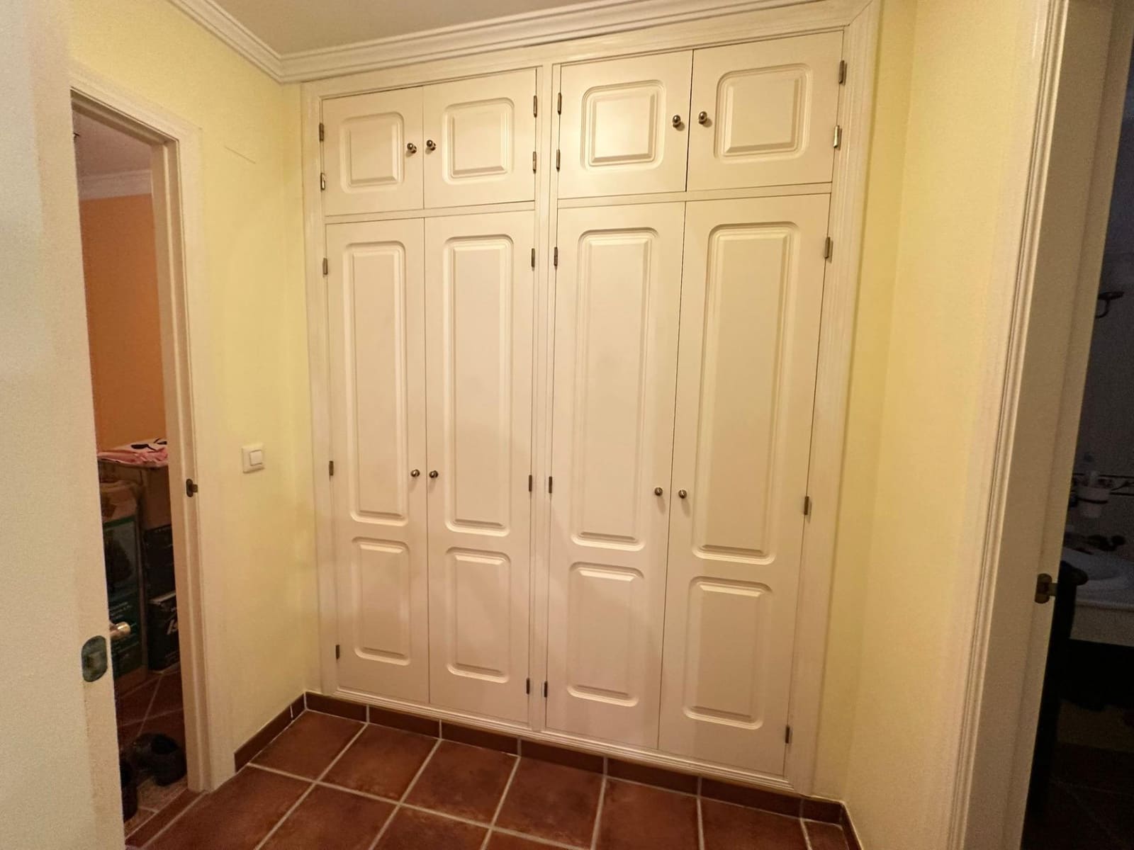 5 soveværelse Semi-Rækkehus til salg i Los Barrios - € 388.000 (Ref: 9106497)