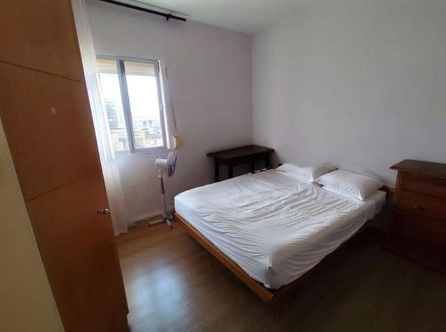 3 soveværelse Lejlighed til salg i La Línea de la Concepción - € 95.000 (Ref: 9296883)