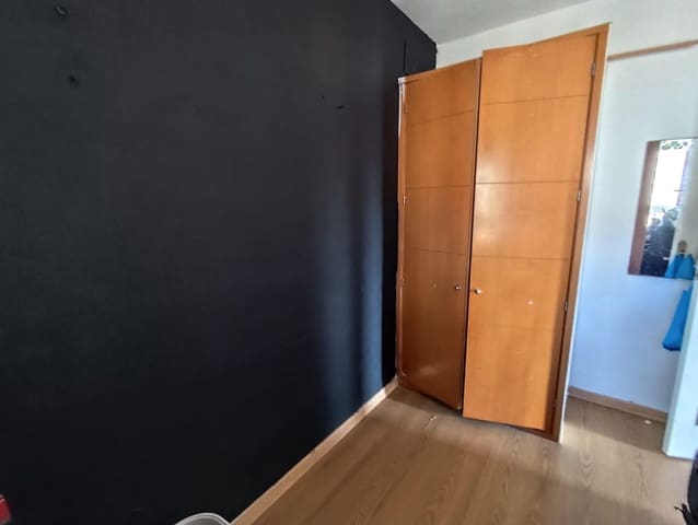 3 soveværelse Lejlighed til salg i La Línea de la Concepción - € 95.000 (Ref: 9296883)