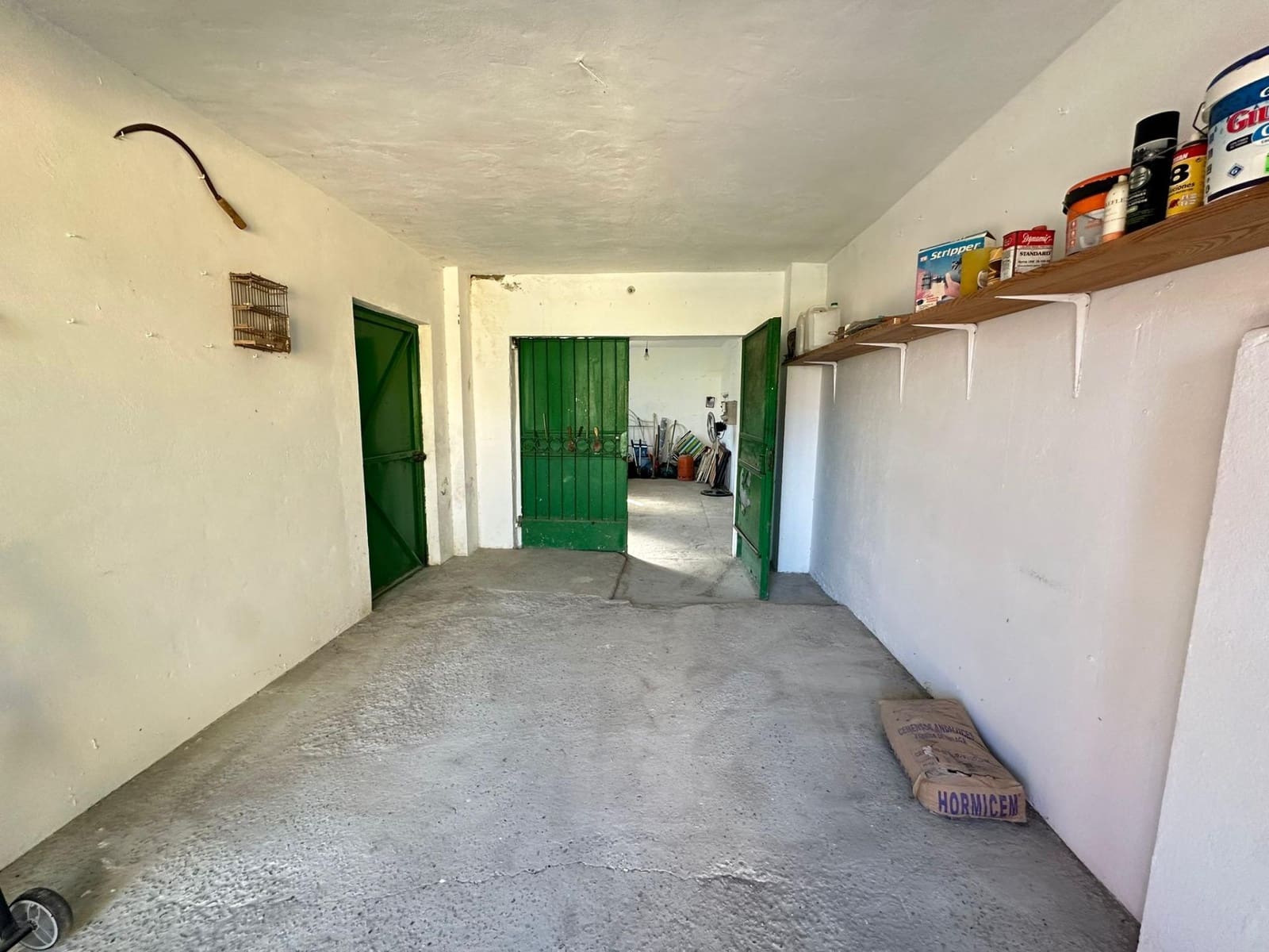 2 slaapkamer Finca/Landhuis te koop in La Linea de la Concepcion met garage - € 205.000 (Ref: 9355837)