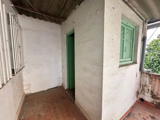 Apartment for sale in La Línea de la Concepción - € 300,000 (Ref: 9357722)