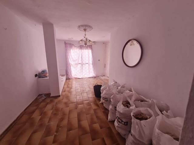 3 soveværelse Byhus til salg i Algeciras - € 138.000 (Ref: 9357723)