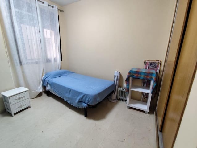 2 soverom Leilighet til salgs i La Línea de la Concepción - € 190 000 (Ref: 9379017)