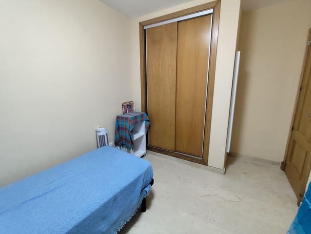 2 soverom Leilighet til salgs i La Línea de la Concepción - € 190 000 (Ref: 9379017)