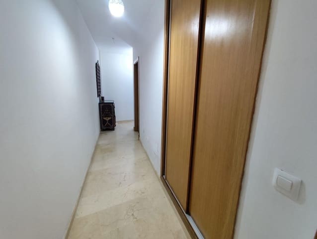 2 sovrum Lägenhet till salu i La Línea de la Concepción - 190 000 € (Ref: 9379017)